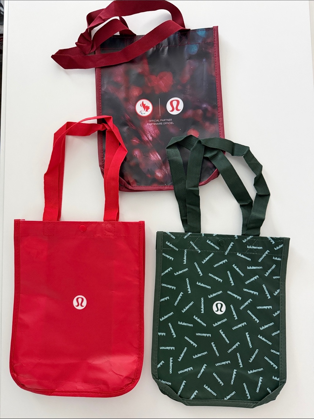 Lululemon - Set of 3 - “Lululemon Logo“ - small size reusable tote bags - EUC